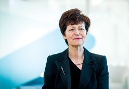Saga-Eva-Eisenschimmel.jpg